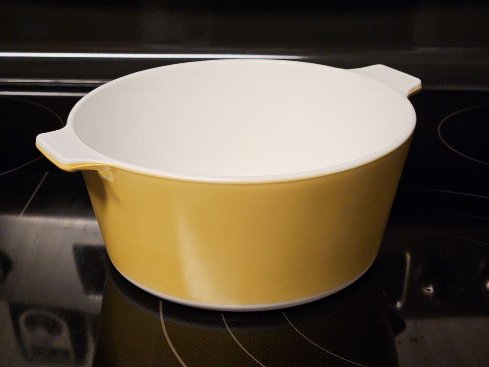 Vintage Corning Ware Casserole Dish B-1 3/4-B - 1.75 QT Harvest Gold